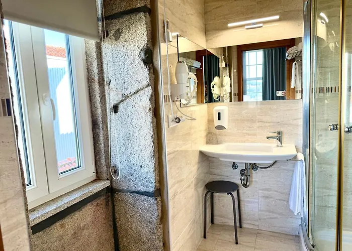 بيت ضيافة Residencial Portas Do Sol فالينسا