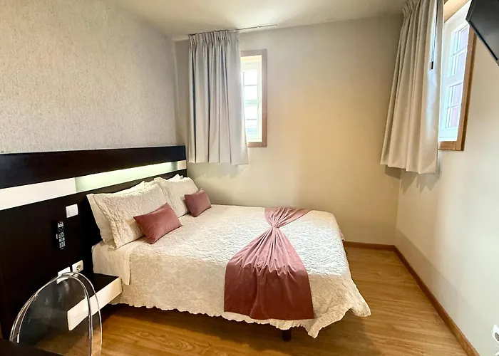 بيت ضيافة Residencial Portas Do Sol فالينسا