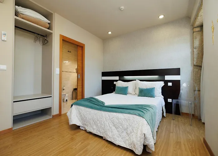 بيت ضيافة Residencial Portas Do Sol فالينسا