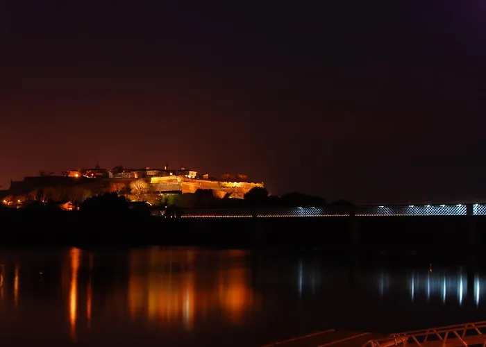 بيت ضيافة Residencial Portas Do Sol فالينسا