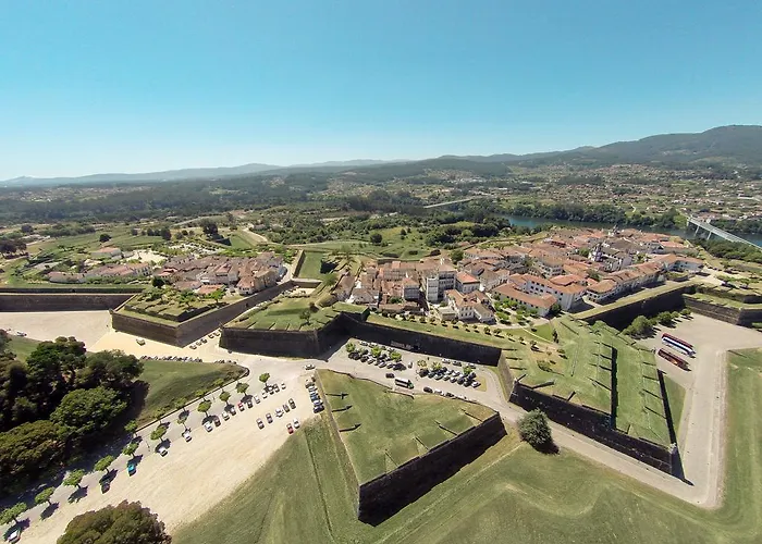 Residencial Portas Do Sol بيت ضيافة فالينسا